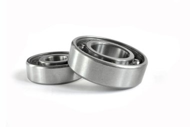 Beyaz arka planda iki yakın çekim yönü var..