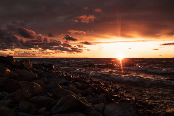 Vista Deslumbrante Pôr Sol Sobre Mar Báltico — Fotografia de Stock