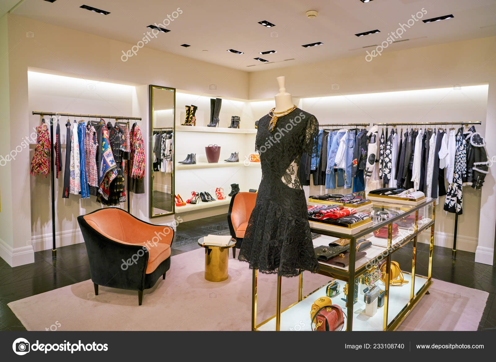 Milan Italy Circa November 2017 Various Alexander Mcqueen ... Milan Italy Circa November 2017 Various Alexander Mcqueen ...