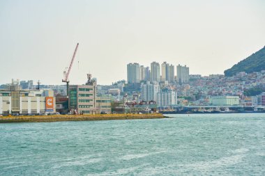 Busan, Güney Kore - Mayıs, 2017 yaklaşık: Busan kentsel peyzaj. Eski Pusan bilinen Busan, Güney Kore'nin ikinci en çok kalabalık şehir Seul sonra olduğunu..