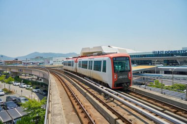 Busan, Güney Kore - Mayıs, 2017 yaklaşık: Gimhae Uluslararası Havaalanı'nda gündüz.