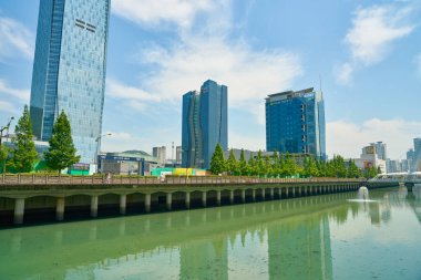 Busan, Güney Kore - Mayıs, 2017 yaklaşık: Busan kentsel peyzaj. Eski Pusan bilinen Busan, Güney Kore'nin ikinci en çok kalabalık şehir Seul sonra olduğunu..