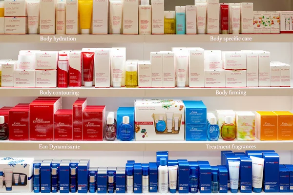 Roma Italia Circa Noviembre 2017 Los Productos Belleza Clarins Exhiben — Foto de Stock