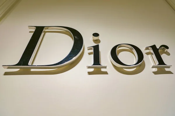 Milán Italia Circa Noviembre 2017 Primer Plano Dior Cantar Rinascente — Foto de Stock