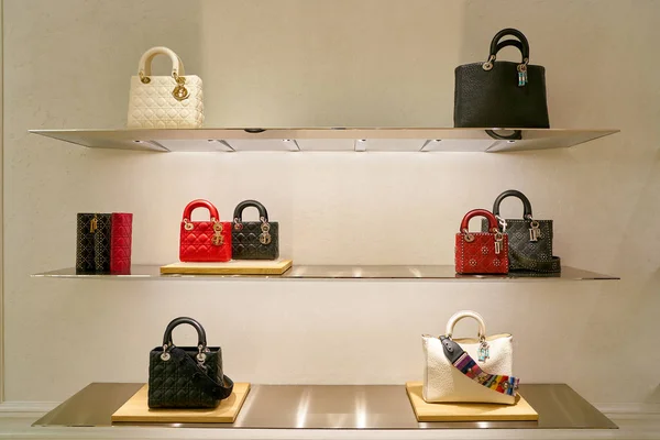 Roma Itália Circa Novembro 2017 Sacos Dior Estão Exposição Uma — Fotografia de Stock