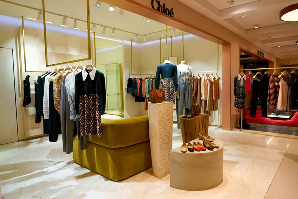 Рим Италия Circa November 2017 Chloe Clothing Display Second Flagship — стоковое фото