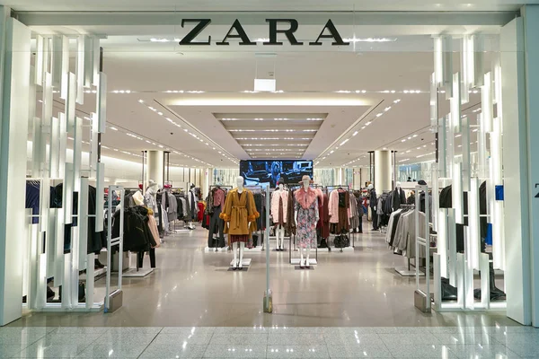 Milaan Malpensa Italië Circa November 2017 Zara Winkel Milaan Malpensa — Stockfoto