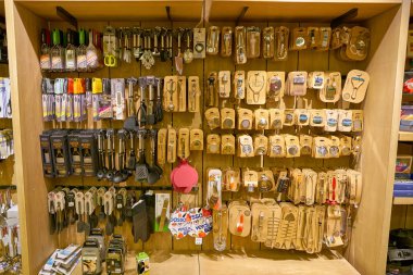 Milan, İtalya - Kasım, 2017 yaklaşık: mal Rinascente alışveriş merkezi Milano ekranda. Rinascente yüksek kaliteli mağazaları oluşur.