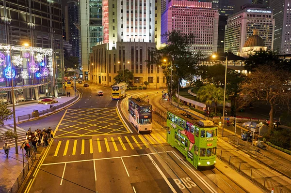 Hong Kong Prosince 2015 Dvoupatrové Tramvaje Hongkongu Noci — Stock fotografie