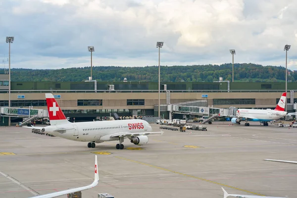 Zurich International Airport — Stock Photo, Image