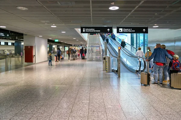 Flughafen Zürich — Stockfoto