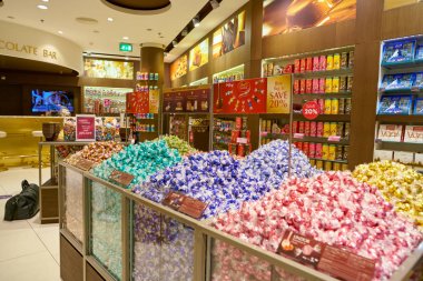 Lindt