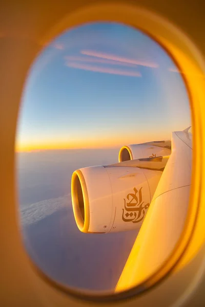 Widok z samolotu Emirates Airbus A380. — Zdjęcie stockowe