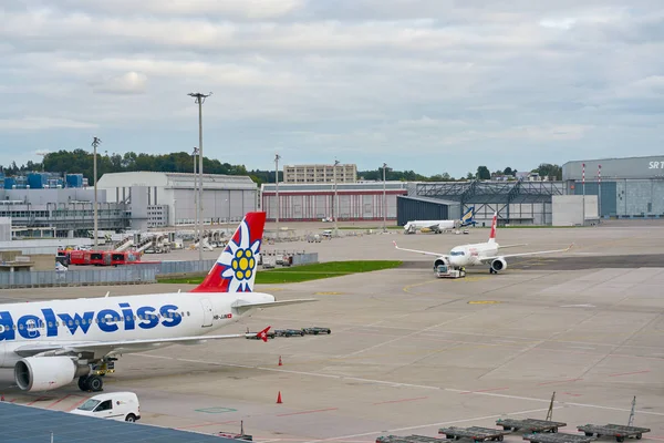 Aeropuerto Internacional de Zurich — Foto de Stock