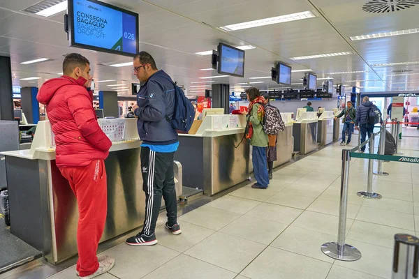 Milan Linate Airport — Stock Photo, Image