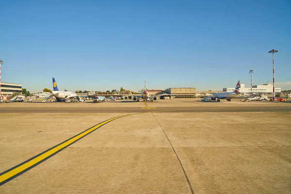 ミラノ・リネーテ空港 — ストック写真