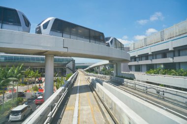 Changi Havalimanı'na Skytrain