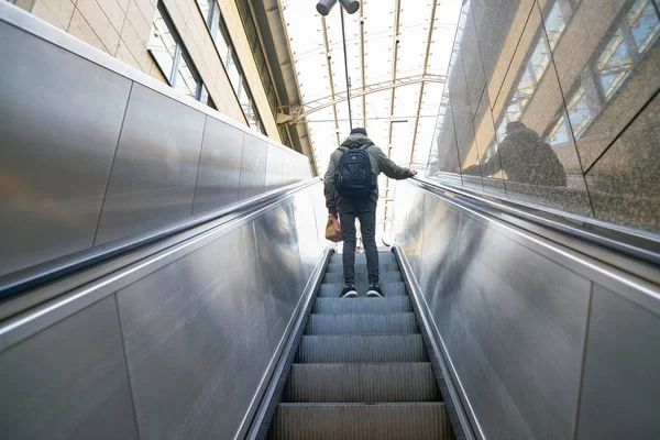 Köln Merkez tren garına