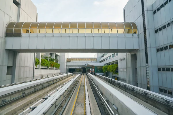 O Skytrain do Aeroporto de Changi — Fotografia de Stock