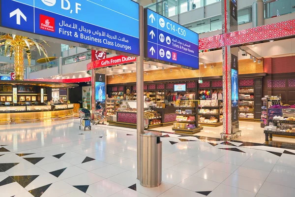 Flughafen Dubai — Stockfoto