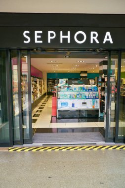 Sephora.