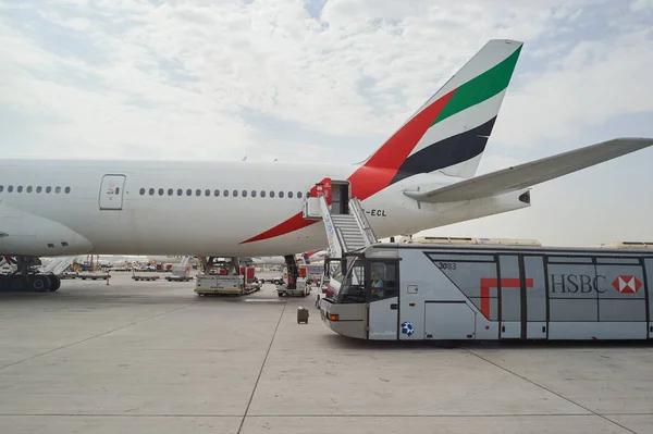 Emirates Boeing 777 — Stock Photo, Image