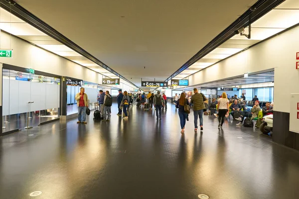 Internationale luchthaven van Wenen — Stockfoto