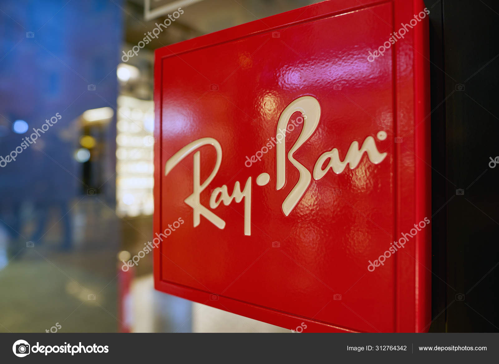 ray ban sign