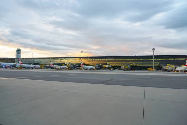 Aéroport international de Vienne — Photo