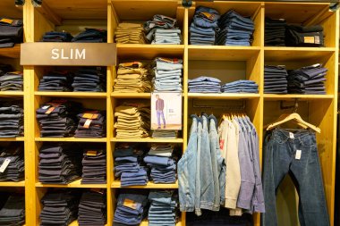 Levi's