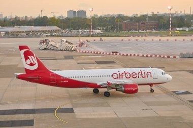 Dusseldorf Havaalanı