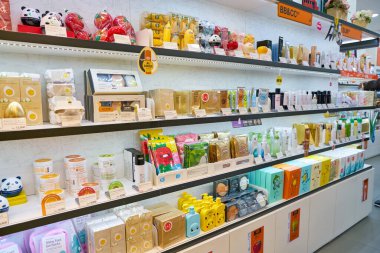 Tony Moly.