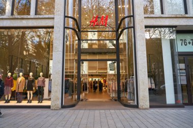 Düsseldorf 'ta Mağaza