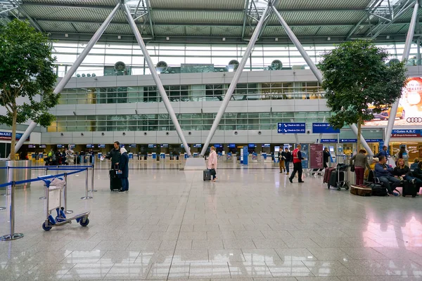 Aeropuerto de Dusseldorf — Foto de Stock