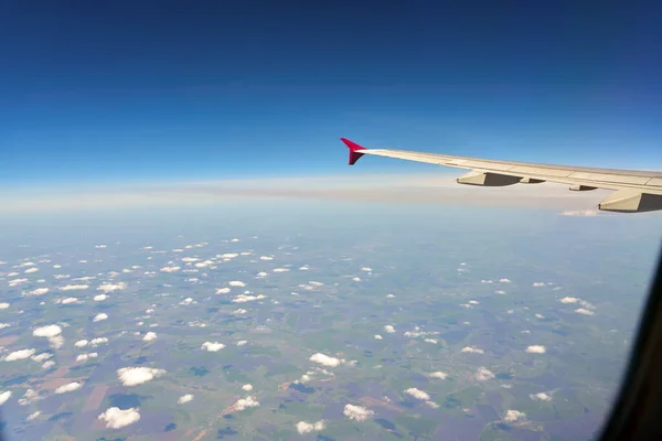 Vista de aviões a jato modernos — Fotografia de Stock