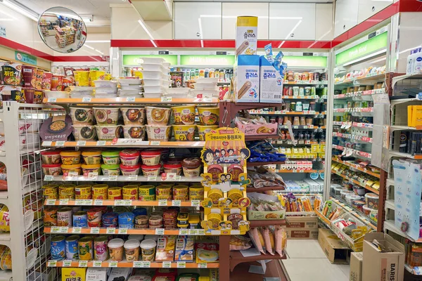 7-11 närbutik — Stockfoto