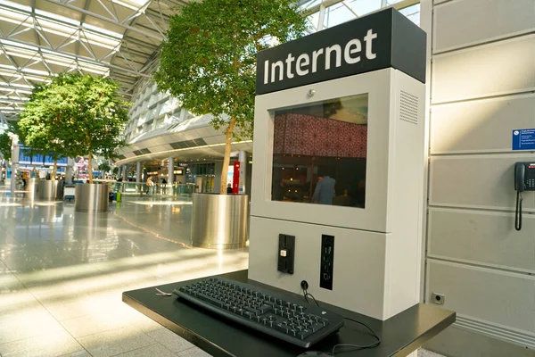 Flughafen Düsseldorf — Stockfoto