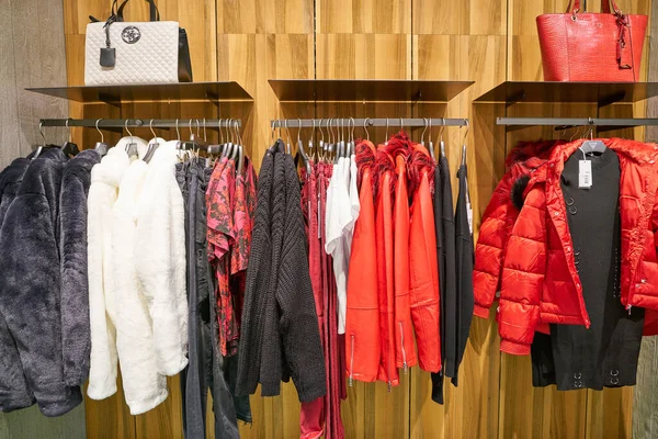 guess winter clothes