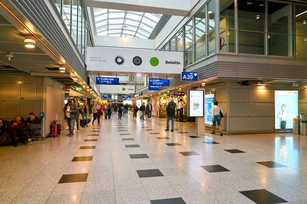 Aeroporto de Dusseldorf — Fotografia de Stock