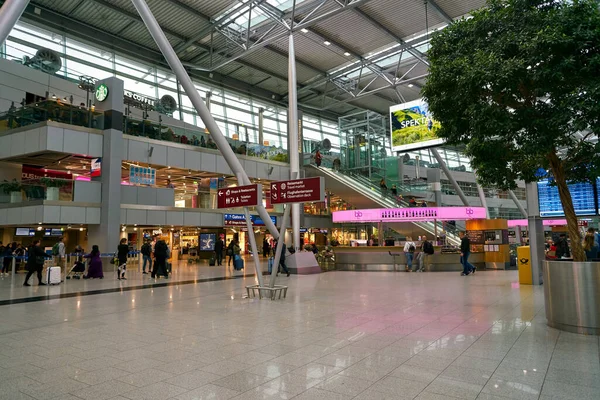 Aeroporto de Dusseldorf — Fotografia de Stock