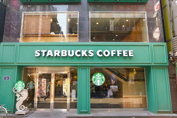 Starbucks Coffee shop — Stok fotoğraf