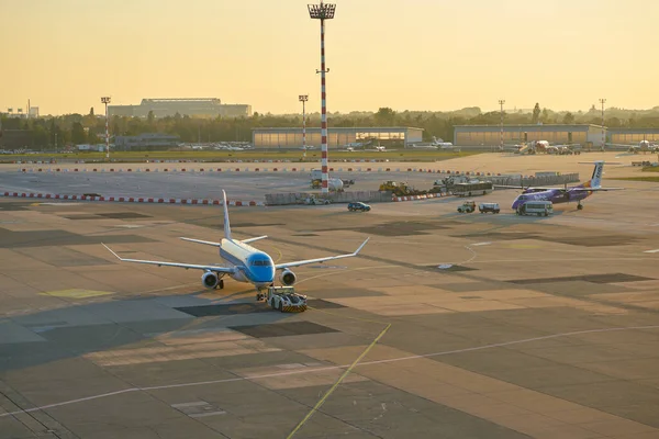 Dusseldorf airport — Stock Photo, Image