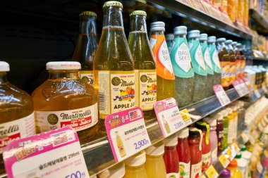 Benimle birlikte bakkal