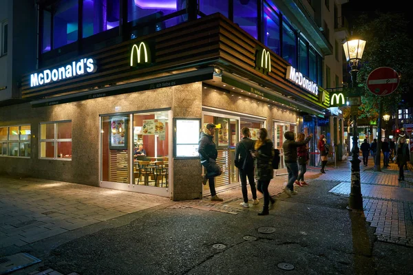 Ristorante McDonald's — Foto Stock