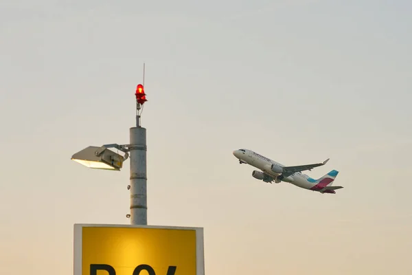 Letiště Dusseldorf — Stock fotografie