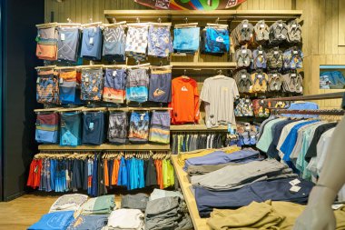 Quiksilver mağazası
