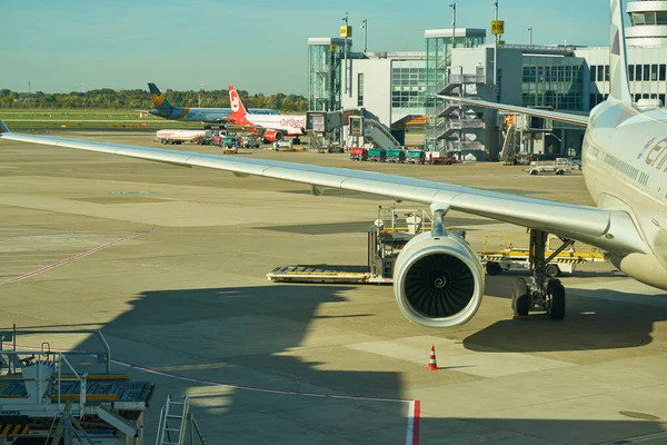 Letiště Dusseldorf — Stock fotografie