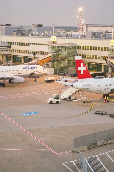 Letiště Dusseldorf — Stock fotografie