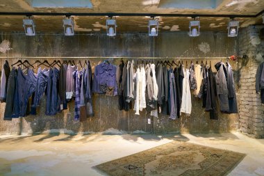 Düsseldorf 'ta Mağaza