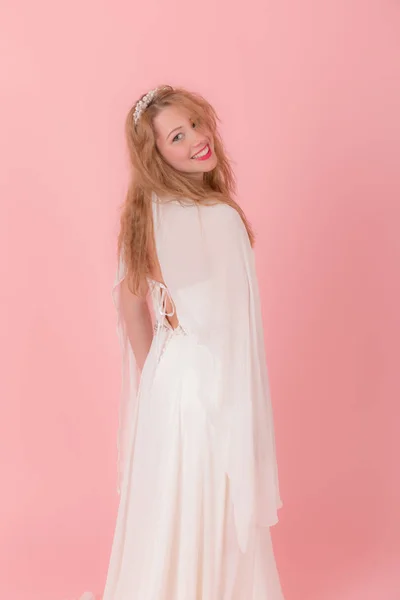 Portrait Studio Une Fille Robe Blanche — Photo